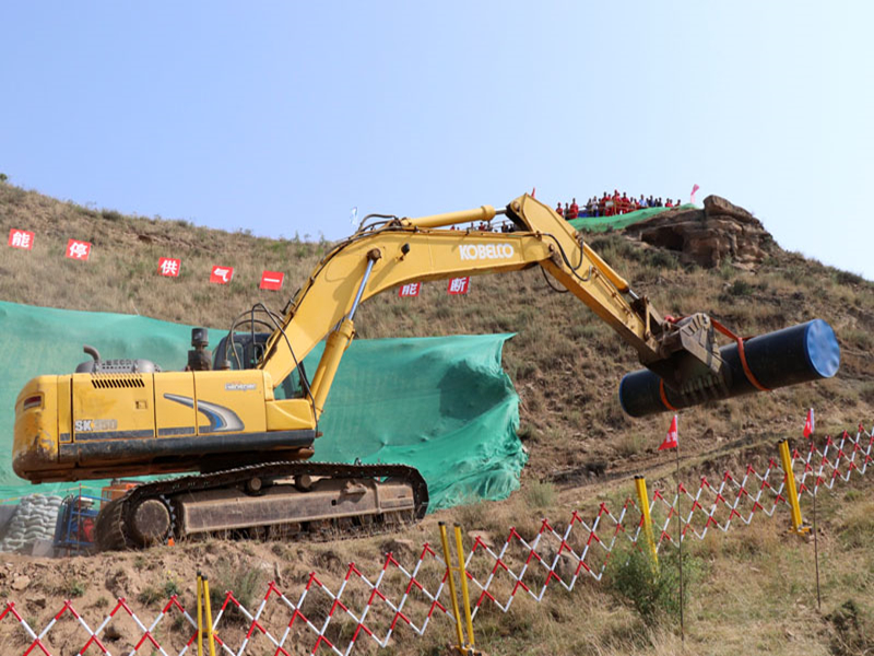 360大型挖掘机出租利用广泛 节能高效
